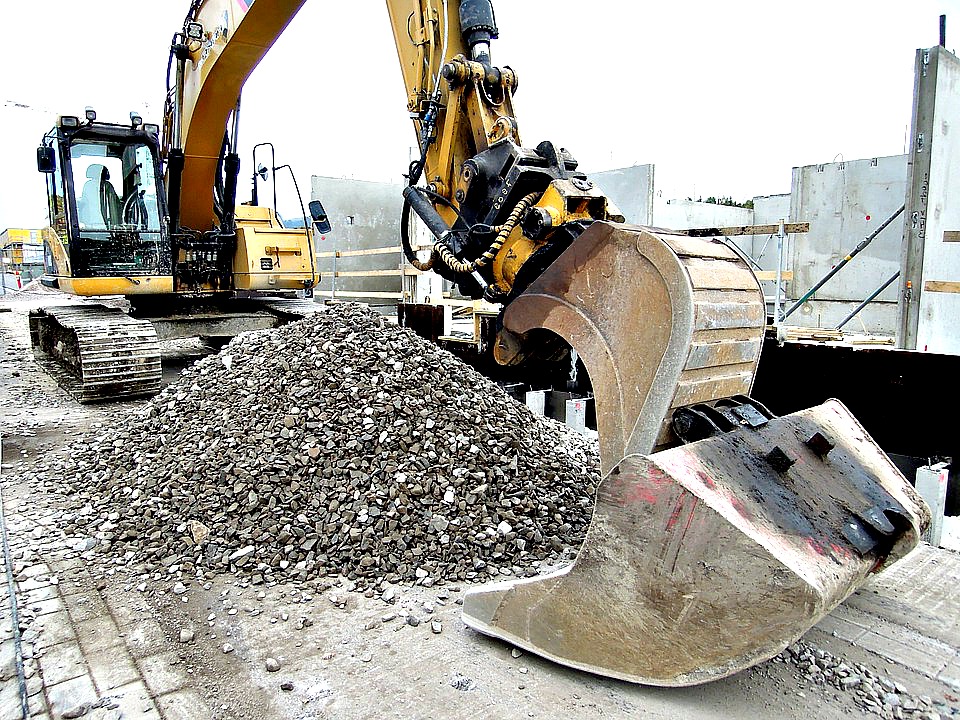 Où trouver des machines et engins de chantier en location ?