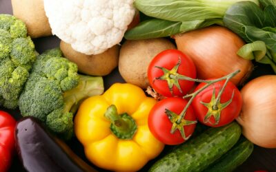 Pourquoi les aliments bio sont-ils meilleurs pour votre santé ? Découvrez les vertus des herbes et des produits bio complémentaires.